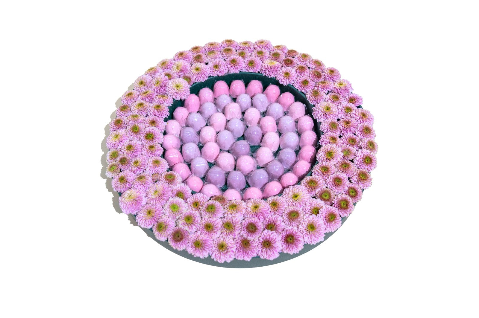 Pyramid Pink round - premium flowers delivery - the botanical lounge